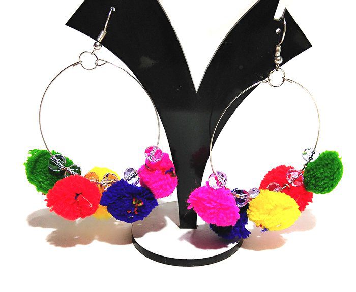 fashion-pompom-earring